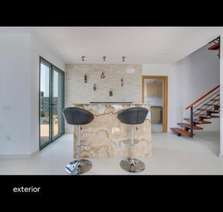 Spacious Private Villa & Private Heated Pool - Villa Sunshine Costa Teguise Eksteriør billede