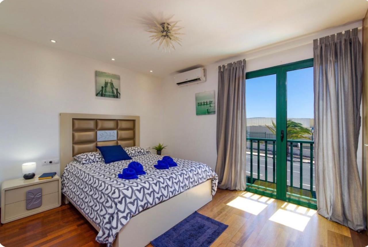 Spacious Private Villa & Private Heated Pool - Villa Sunshine Costa Teguise Eksteriør billede