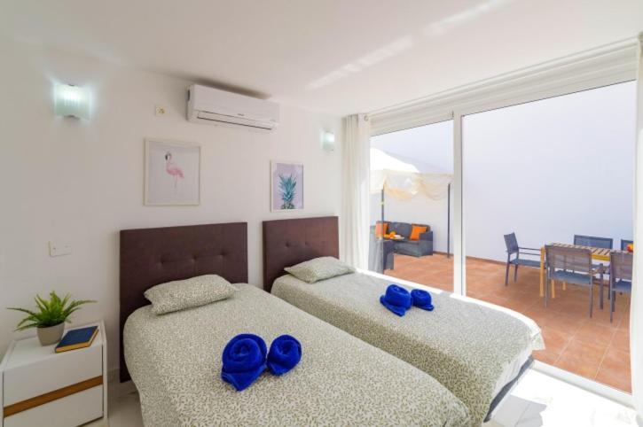 Spacious Private Villa & Private Heated Pool - Villa Sunshine Costa Teguise Eksteriør billede