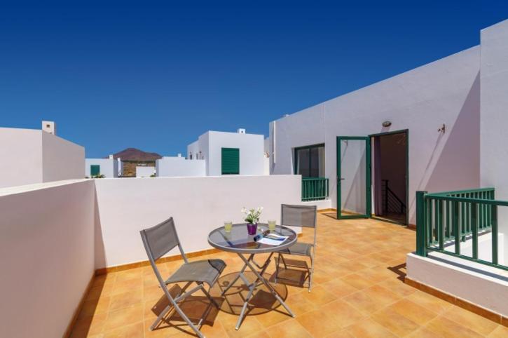 Spacious Private Villa & Private Heated Pool - Villa Sunshine Costa Teguise Eksteriør billede